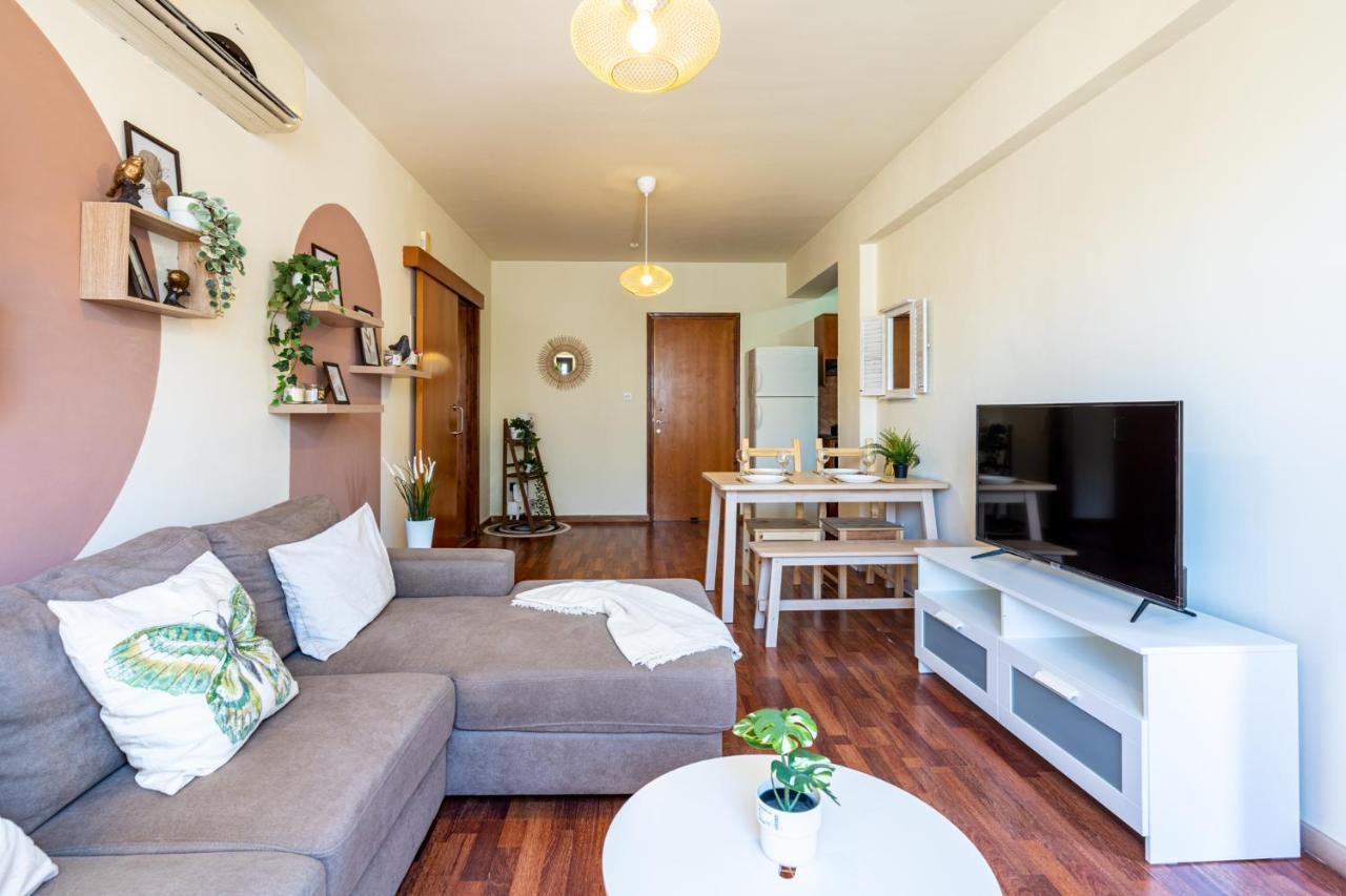 Celine'S 2 Bedrooms Apartment In Larnaca Center Extérieur photo